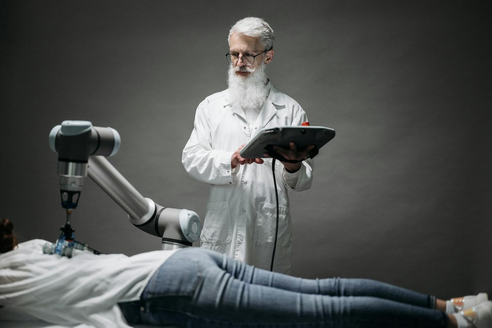 Guía definitiva para implementar la automatización en salud en tu clínica en 2025